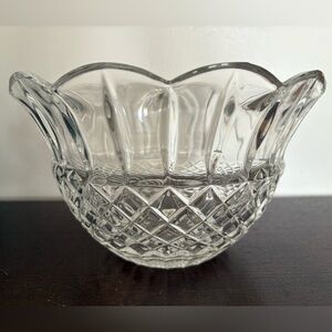 Hand-cut lead crystal glass serving bowl - 5.5” x 9.5”